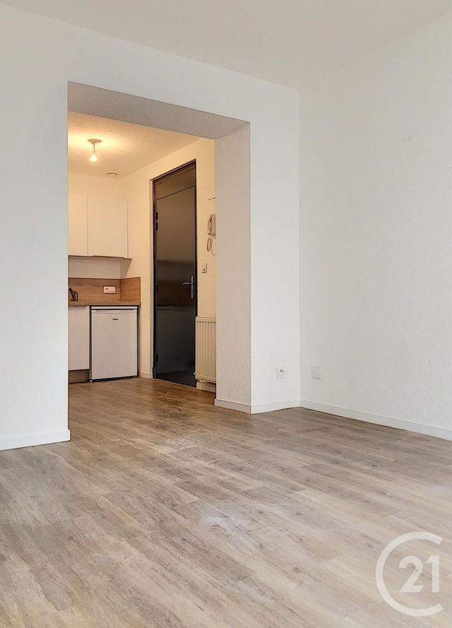 Appartement Studio à louer - 1 pièce - 23.15 m2 - VILLENEUVE SUR LOT - 47 - AQUITAINE - Century 21 Bastien Gonzalez