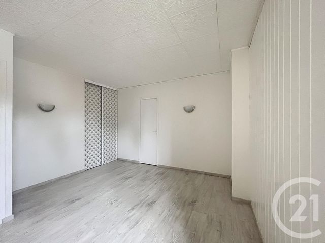 Appartement T2 à louer - 2 pièces - 45.37 m2 - VILLENEUVE SUR LOT - 47 - AQUITAINE - Century 21 Bastien Gonzalez