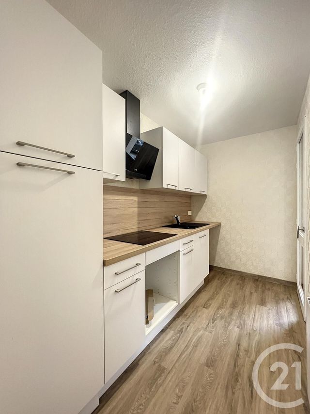 Appartement T2 à louer - 2 pièces - 45.37 m2 - VILLENEUVE SUR LOT - 47 - AQUITAINE - Century 21 Bastien Gonzalez