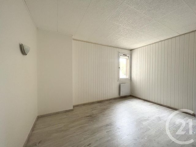 Appartement T2 à louer - 2 pièces - 45.37 m2 - VILLENEUVE SUR LOT - 47 - AQUITAINE - Century 21 Bastien Gonzalez