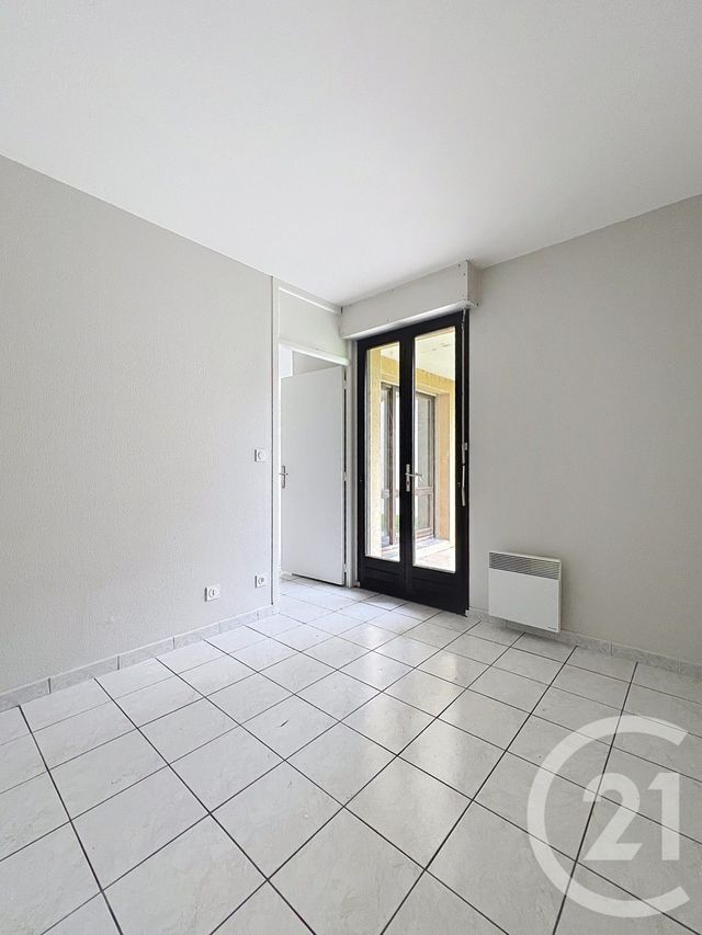 Appartement T2 à louer - 2 pièces - 33.0 m2 - CASTELNAUD DE GRATECAMBE - 47 - AQUITAINE - Century 21 Bastien Gonzalez