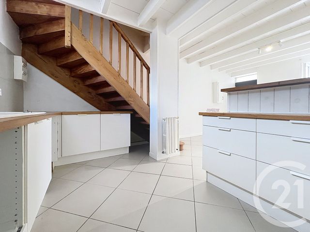 maison à louer - 4 pièces - 75.0 m2 - VILLENEUVE SUR LOT - 47 - AQUITAINE - Century 21 Bastien Gonzalez