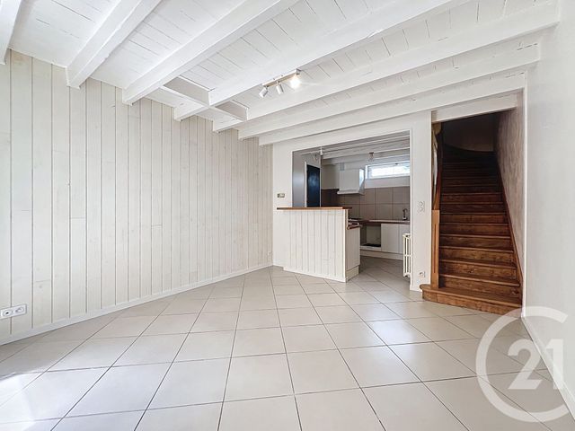 maison à louer - 4 pièces - 75.0 m2 - VILLENEUVE SUR LOT - 47 - AQUITAINE - Century 21 Bastien Gonzalez