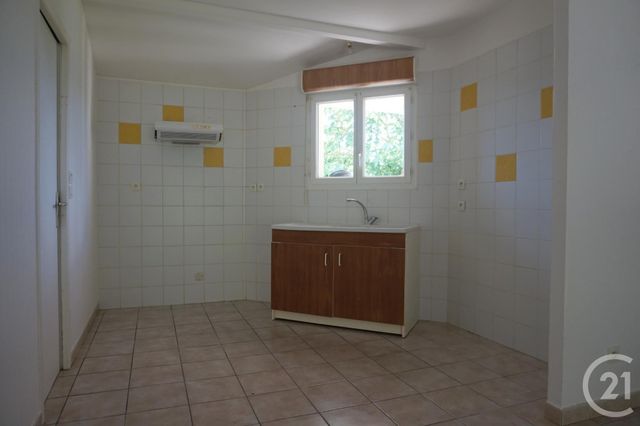 maison à louer - 4 pièces - 92.56 m2 - VILLENEUVE SUR LOT - 47 - AQUITAINE - Century 21 Bastien Gonzalez