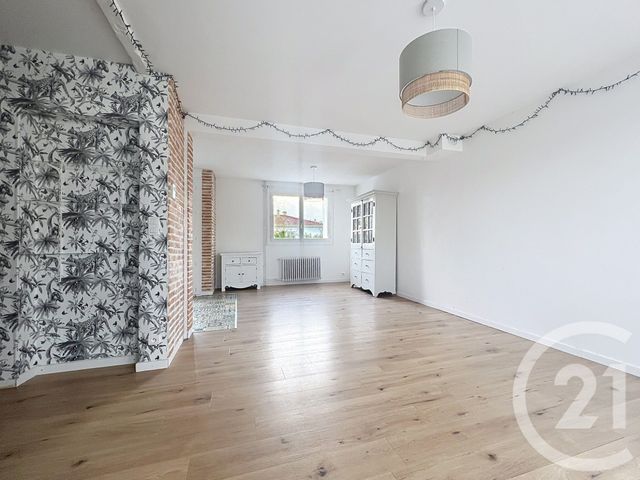 maison à louer - 5 pièces - 97.7 m2 - VILLENEUVE SUR LOT - 47 - AQUITAINE - Century 21 Bastien Gonzalez