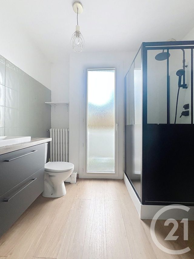 maison à louer - 5 pièces - 97.7 m2 - VILLENEUVE SUR LOT - 47 - AQUITAINE - Century 21 Bastien Gonzalez