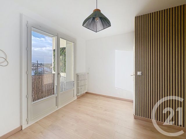 maison à louer - 5 pièces - 97.7 m2 - VILLENEUVE SUR LOT - 47 - AQUITAINE - Century 21 Bastien Gonzalez