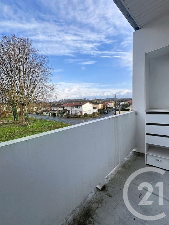maison à louer - 5 pièces - 97.7 m2 - VILLENEUVE SUR LOT - 47 - AQUITAINE - Century 21 Bastien Gonzalez