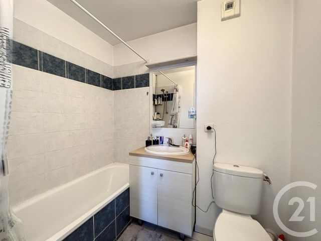 Appartement T2 à louer - 2 pièces - 44.56 m2 - VILLENEUVE SUR LOT - 47 - AQUITAINE - Century 21 Bastien Gonzalez