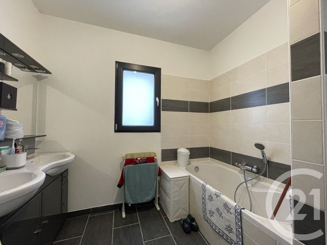 maison à louer - 5 pièces - 127.0 m2 - LA CROIX BLANCHE - 47 - AQUITAINE - Century 21 Bastien Gonzalez