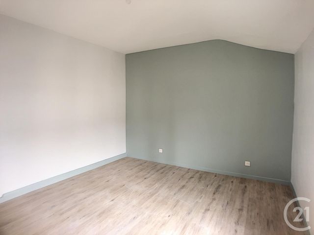 Appartement F2 à louer - 3 pièces - 36.62 m2 - VILLENEUVE SUR LOT - 47 - AQUITAINE - Century 21 Bastien Gonzalez