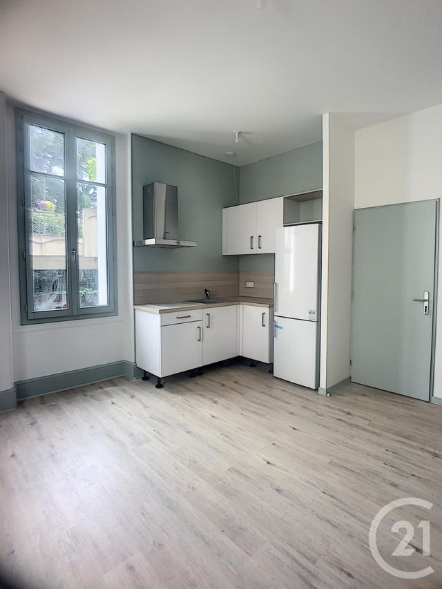 Appartement à louer - 2 pièces - 60.04 m2 - VILLENEUVE SUR LOT - 47 - AQUITAINE - Century 21 Bastien Gonzalez