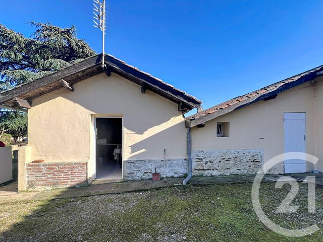 Appartement T2 à louer - 2 pièces - 43.0 m2 - VILLENEUVE SUR LOT - 47 - AQUITAINE - Century 21 Bastien Gonzalez