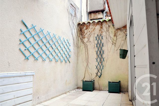 Appartement T2 à louer - 2 pièces - 44.04 m2 - VILLENEUVE SUR LOT - 47 - AQUITAINE - Century 21 Bastien Gonzalez