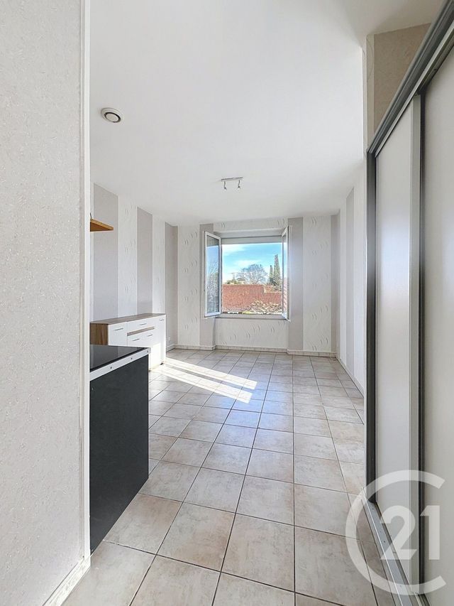 Appartement à louer - 2 pièces - 35.96 m2 - VILLENEUVE SUR LOT - 47 - AQUITAINE - Century 21 Bastien Gonzalez