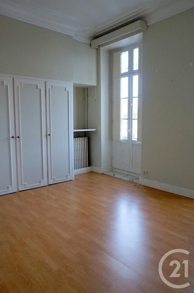 Appartement F7 à vendre - 7 pièces - 200.0 m2 - VILLENEUVE SUR LOT - 47 - AQUITAINE - Century 21 Bastien Gonzalez