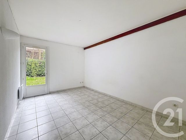 Appartement à louer - 2 pièces - 43.85 m2 - VILLENEUVE SUR LOT - 47 - AQUITAINE - Century 21 Bastien Gonzalez