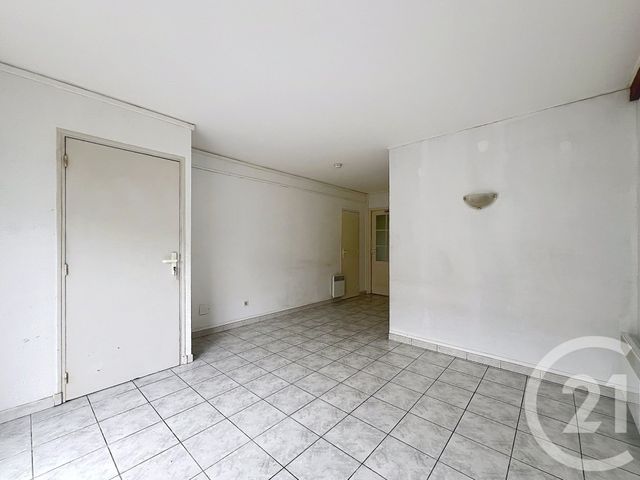 Appartement à louer - 2 pièces - 43.85 m2 - VILLENEUVE SUR LOT - 47 - AQUITAINE - Century 21 Bastien Gonzalez