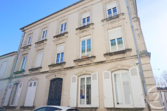 Appartement T2 à louer - 2 pièces - 55.0 m2 - VILLENEUVE SUR LOT - 47 - AQUITAINE - Century 21 Bastien Gonzalez