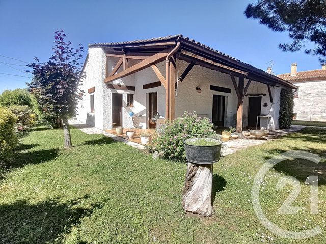 maison à vendre - 5 pièces - 100.44 m2 - VILLENEUVE SUR LOT - 47 - AQUITAINE - Century 21 Bastien Gonzalez maison à vendre - 5 pièces - 100.44 m2 - VILLENEUVE SUR LOT - 47 - AQUITAINE - Century 21 Bastien Gonzalez