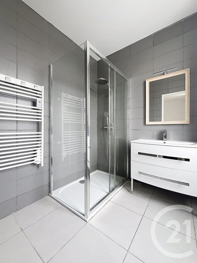 maison à louer - 4 pièces - 116.87 m2 - VILLENEUVE SUR LOT - 47 - AQUITAINE - Century 21 Bastien Gonzalez