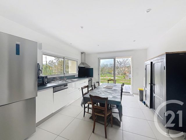 maison à louer - 4 pièces - 116.87 m2 - VILLENEUVE SUR LOT - 47 - AQUITAINE - Century 21 Bastien Gonzalez