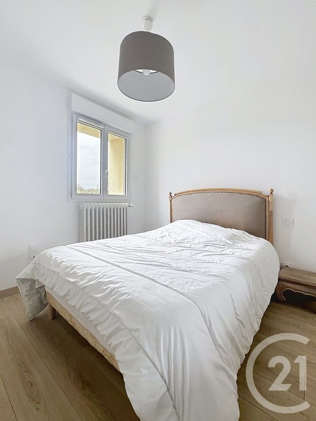 maison à louer - 4 pièces - 116.87 m2 - VILLENEUVE SUR LOT - 47 - AQUITAINE - Century 21 Bastien Gonzalez