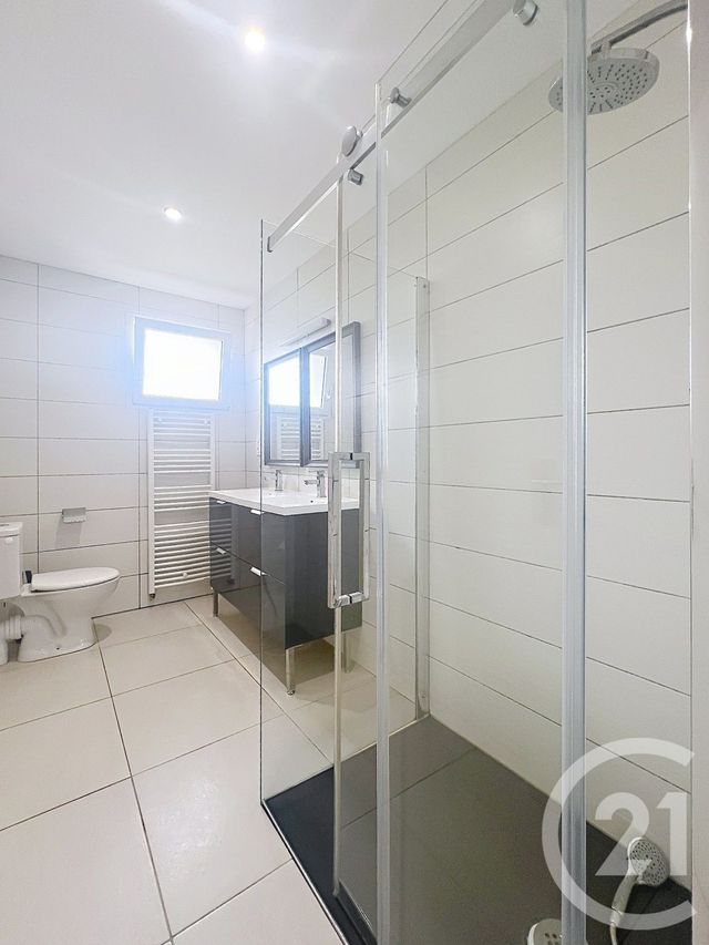 maison à louer - 4 pièces - 116.87 m2 - VILLENEUVE SUR LOT - 47 - AQUITAINE - Century 21 Bastien Gonzalez