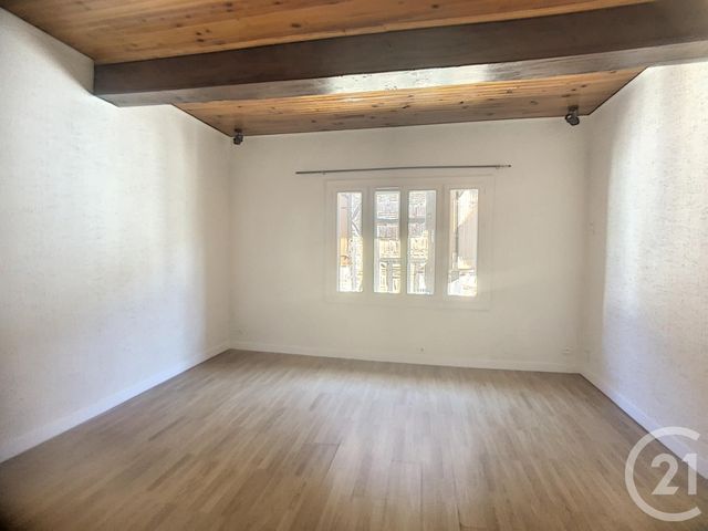 Appartement T4 à louer - 4 pièces - 110.71 m2 - STE LIVRADE SUR LOT - 47 - AQUITAINE - Century 21 Bastien Gonzalez Appartement T4 à louer - 4 pièces - 110.71 m2 - STE LIVRADE SUR LOT - 47 - AQUITAINE - Century 21 Bastien Gonzalez