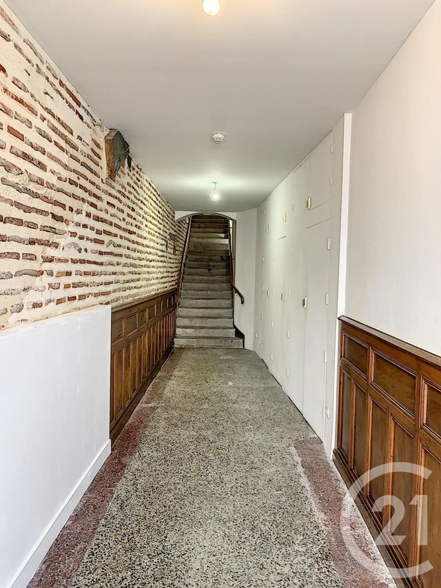 Appartement T4 à louer - 4 pièces - 110.71 m2 - STE LIVRADE SUR LOT - 47 - AQUITAINE - Century 21 Bastien Gonzalez Appartement T4 à louer - 4 pièces - 110.71 m2 - STE LIVRADE SUR LOT - 47 - AQUITAINE - Century 21 Bastien Gonzalez