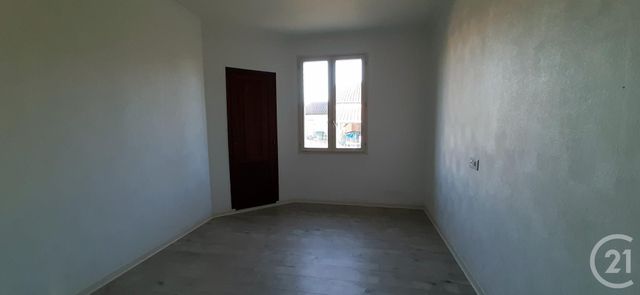 maison à louer - 5 pièces - 100.08 m2 - DAUSSE - 47 - AQUITAINE - Century 21 Bastien Gonzalez maison à louer - 5 pièces - 100.08 m2 - DAUSSE - 47 - AQUITAINE - Century 21 Bastien Gonzalez