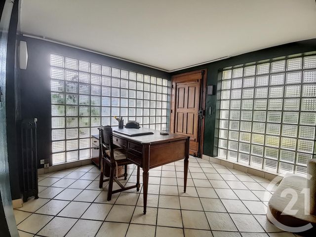 maison à vendre - 8 pièces - 130.1 m2 - VILLENEUVE SUR LOT - 47 - AQUITAINE - Century 21 Bastien Gonzalez maison à vendre - 8 pièces - 130.1 m2 - VILLENEUVE SUR LOT - 47 - AQUITAINE - Century 21 Bastien Gonzalez