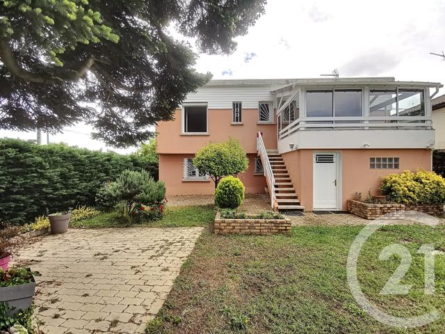 maison à vendre - 8 pièces - 130.1 m2 - VILLENEUVE SUR LOT - 47 - AQUITAINE - Century 21 Bastien Gonzalez maison à vendre - 8 pièces - 130.1 m2 - VILLENEUVE SUR LOT - 47 - AQUITAINE - Century 21 Bastien Gonzalez