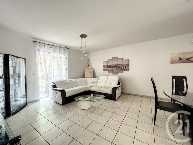 Appartement T3 à vendre - 4 pièces - 86.4 m2 - VILLENEUVE SUR LOT - 47 - AQUITAINE - Century 21 Bastien Gonzalez