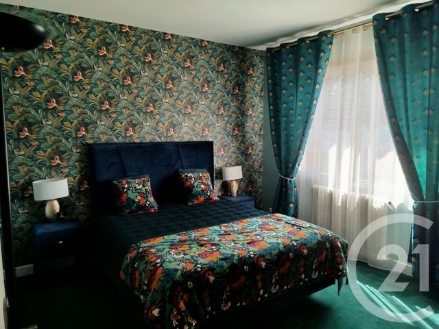 Afficher la photo en grand maison à vendre - 6 pièces - 249.77 m2 - STE LIVRADE SUR LOT - 47 - AQUITAINE - Century 21 Bastien Gonzalez