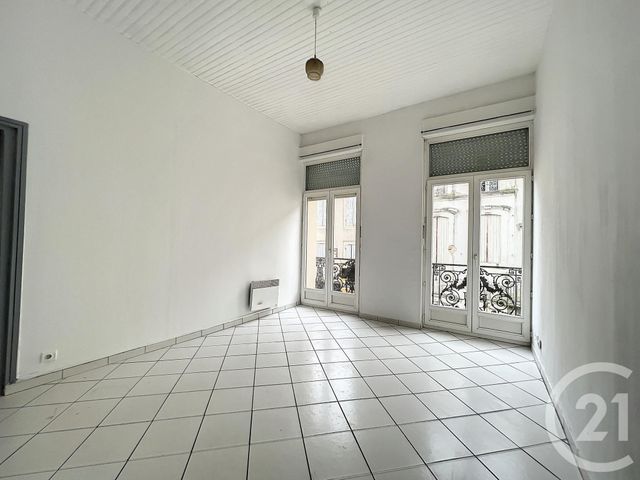 appartement à louer - 3 pièces - 49.0 m2 - STE LIVRADE SUR LOT - 47 - AQUITAINE - Century 21 Bastien Gonzalez
