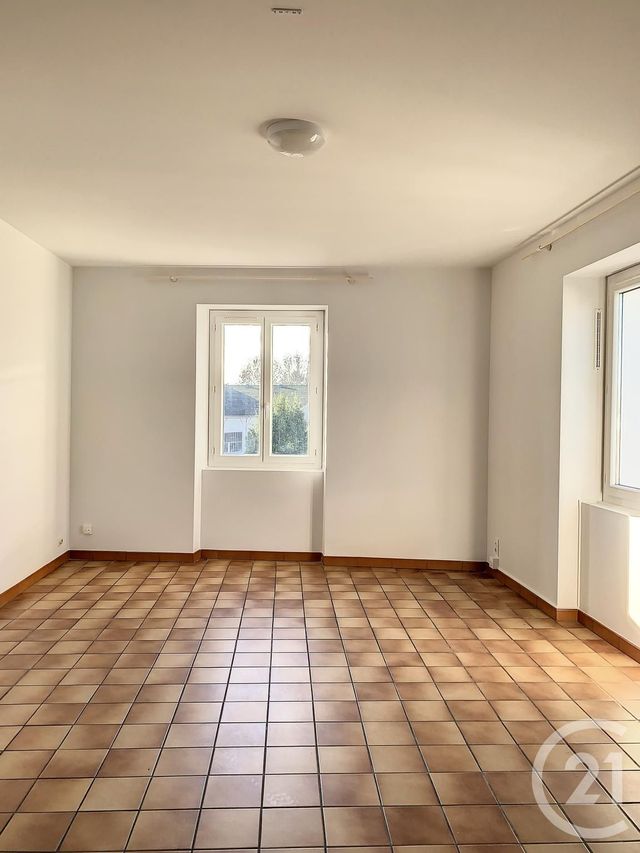 appartement à louer - 3 pièces - 79.63 m2 - STE LIVRADE SUR LOT - 47 - AQUITAINE - Century 21 Bastien Gonzalez