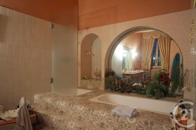 maison à vendre - 10 pièces - 391.0 m2 - VILLENEUVE SUR LOT - 47 - AQUITAINE - Century 21 Bastien Gonzalez